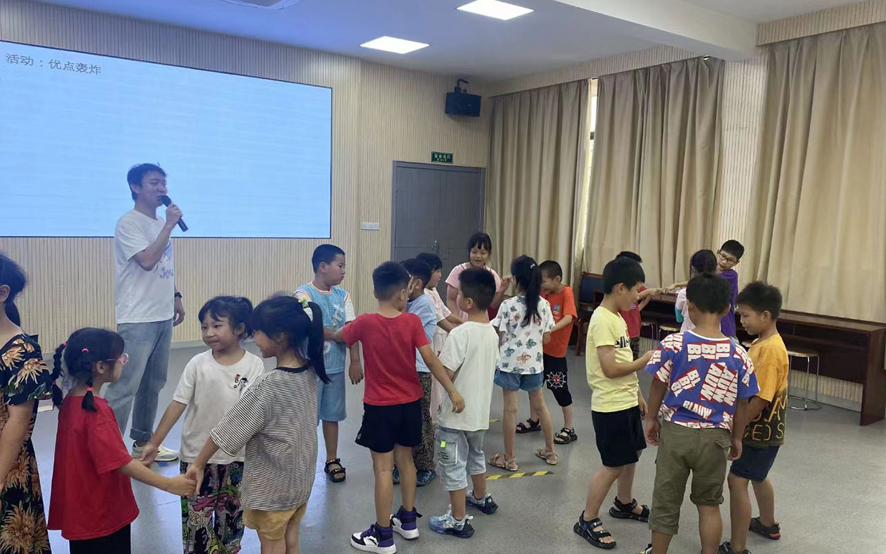 衡水龙观乡中心学校